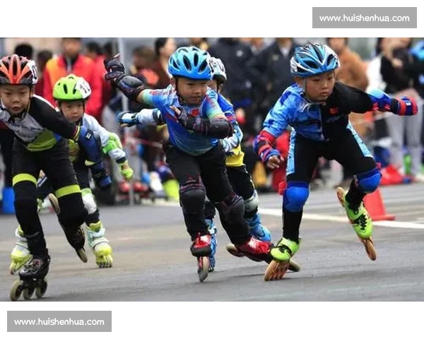 少年创客齐聚赛场上演速度与激情玩具汽车终极争霸赛